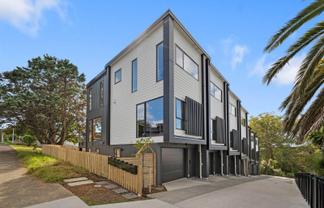 1-7/33 Elizabeth Drive, West Harbour