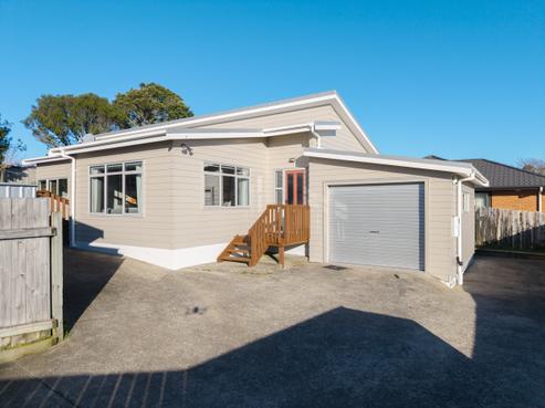 6B Warrington Grove, Newlands