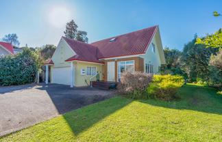 106D Howell Avenue, Riverlea