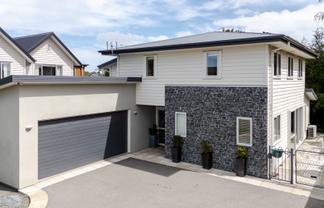 3 Browns Road , Saint Albans
