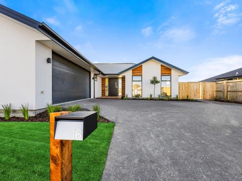 16 Falcons View Drive, Rolleston