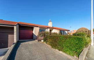 2/10 Miro Street, Glenwood