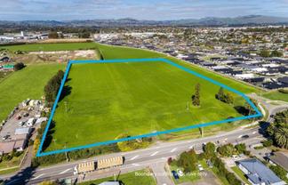 1403 & 1411 Pakowhai Road, Tomoana