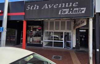 Retail space to lease on Broadway