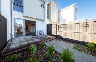 39 Bampton Street, Burwood