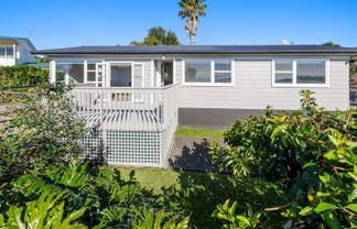 18a Rishworth Avenue, Stanmore Bay