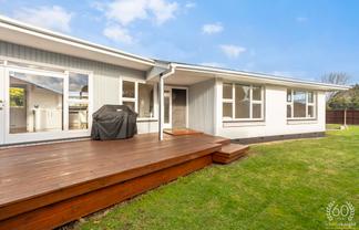 14 Yeovil Place, Saint Albans