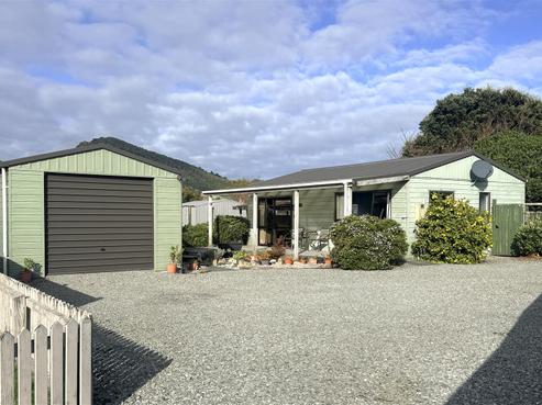 14 Baillie Place, Cobden