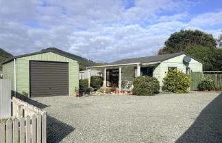 14 Baillie Place, Cobden