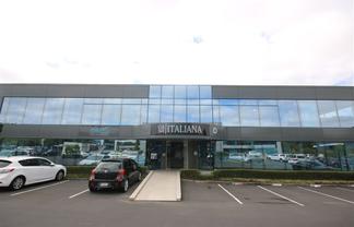 Quality Tawa Drive Office