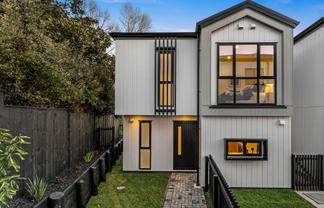 22 Weybridge Crescent, Glen Innes