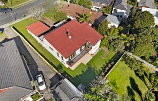 10 Oaktree Avenue, Browns Bay