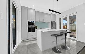 10 Warbler Crescent, Papakura