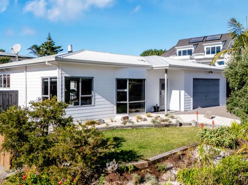 5 Panorama Place, Coastlands
