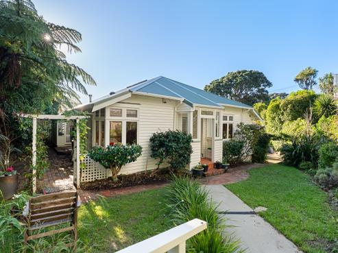 8 Fitzroy Street, Wadestown