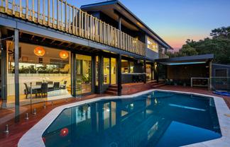 8 Aberdeen Road, Campbells Bay
