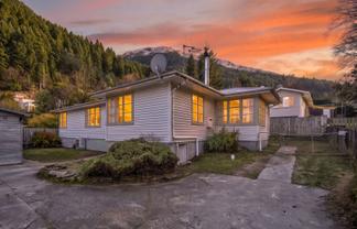 6 Johnson Place, Queenstown