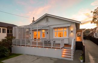 17 Queensway, Three Kings