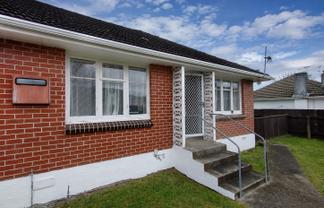 6/64 Gibbons Street, Ebdentown