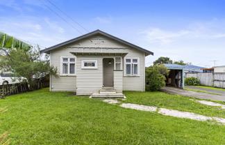 8 Berkeley Road, Manurewa