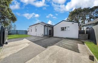 1/94 Browns Road, Manurewa