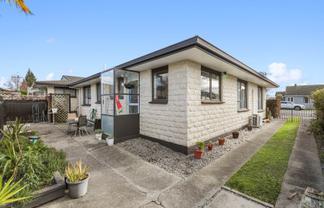 2 Ida Street, Redwoodtown