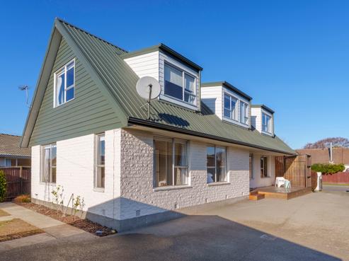 33 Gibson Drive, Hornby