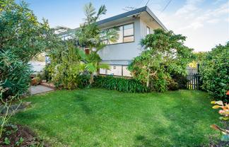 2 Ridge Road, Torbay