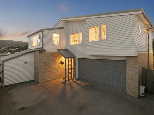 23A Benares Street, Khandallah