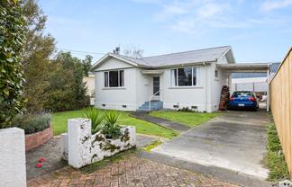 6 Waltons Avenue, Masterton