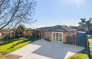 27 Teelin Place, Flat Bush