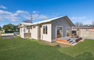 2 Aroha Way, Yelverton