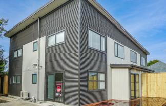 70 Centennial Av, Ilam