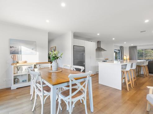 3 Shipton Court, Lower Shotover
