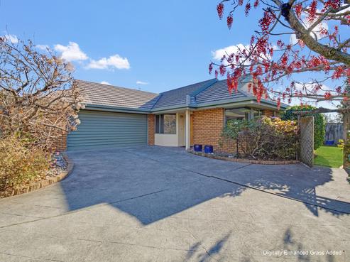 8 Idesia Grove, Richmond