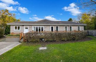 19 Owens Tce, Riccarton