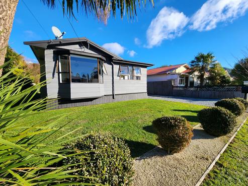 9 Inverness Street, Dunollie