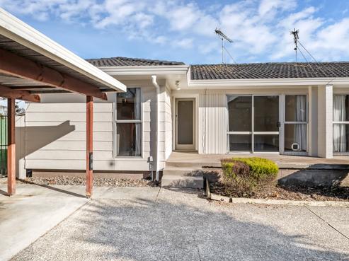 2/11 Sharivari Place, Conifer Grove