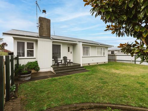 18 Norwich Crescent, Tamatea
