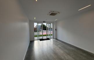 Prime retail frontage in Waterview
