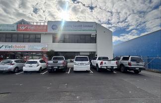 579m² Showroom & Warehouse Space
