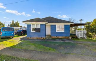 21 Alexander Crescent, Otara