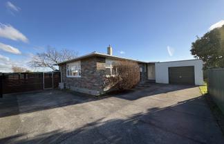 587  Queen Street , Levin