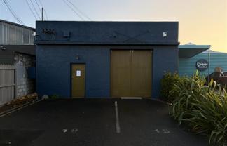 Tidy Industrial with Ample Parking
