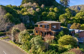 4 Bay Vista Drive, Pohara