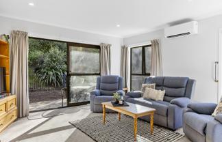 11 Winnie Close, Acacia Bay
