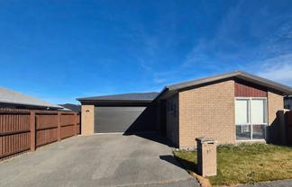 10 Davaar Crescent , Broomfield