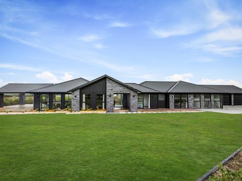1 Runway Rise, Dairy Flat