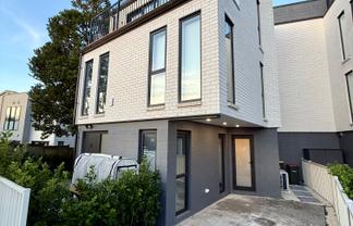 2B Dunkirk Road, Panmure