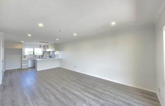10D White Road, Manurewa